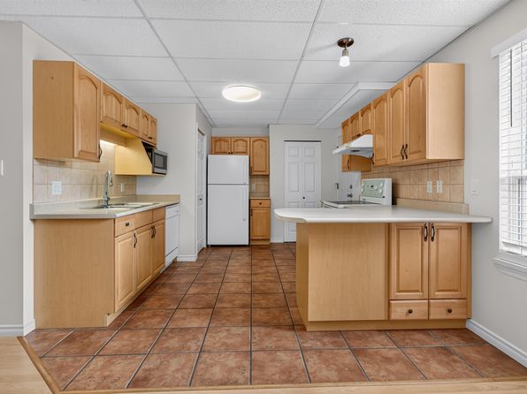 2 bedroom rental in Coquitlam in Coquitlam