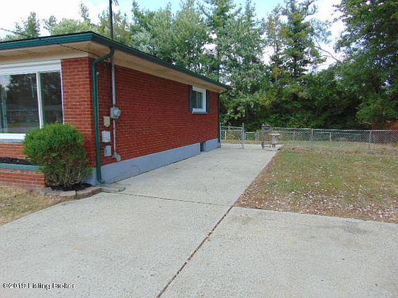 4th image of 5701 Bunning Dr