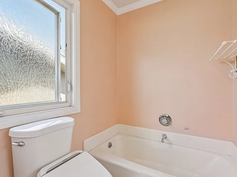 4182 Silliman Dr — Photo 21