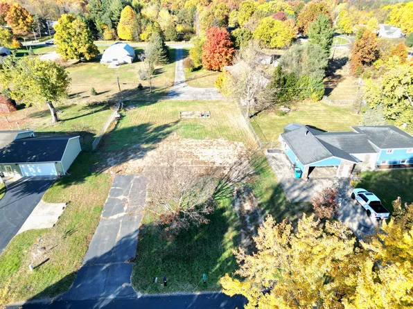 35789 Margurite Ln, Paw Paw, MI 49079