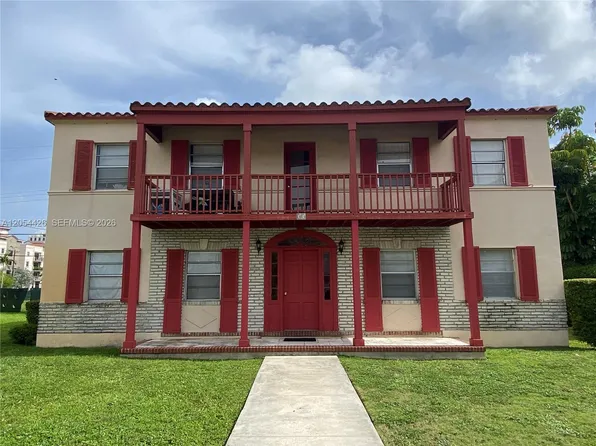 33 Madeira Ave APT 3, Coral Gables, FL 33134