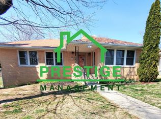 856 Hope St APT 3, Valparaiso, IN 46385