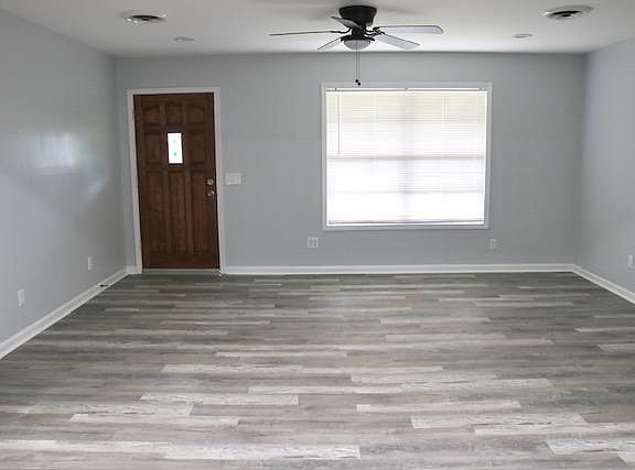 5th image of 614 Avenue E E