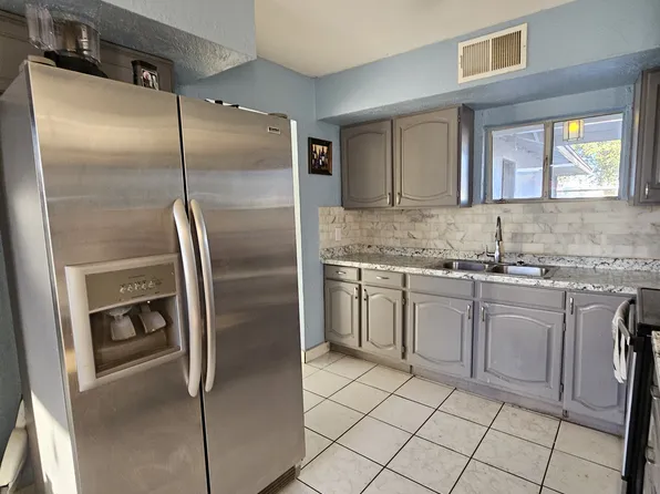 (undisclosed Address), Glendale, AZ 85301