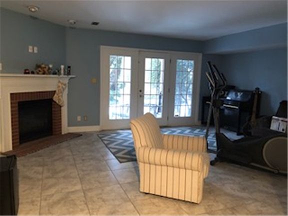 3rd image of 108 Vineyards Ct