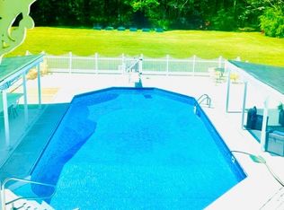 4606 Backwoods Rd #4, Chesapeake, VA 23322