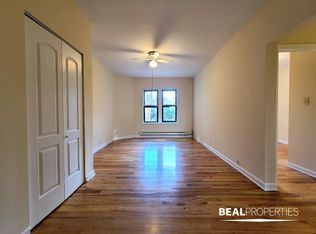 3724 N Pine Grove Ave #S4, Chicago, IL 60613