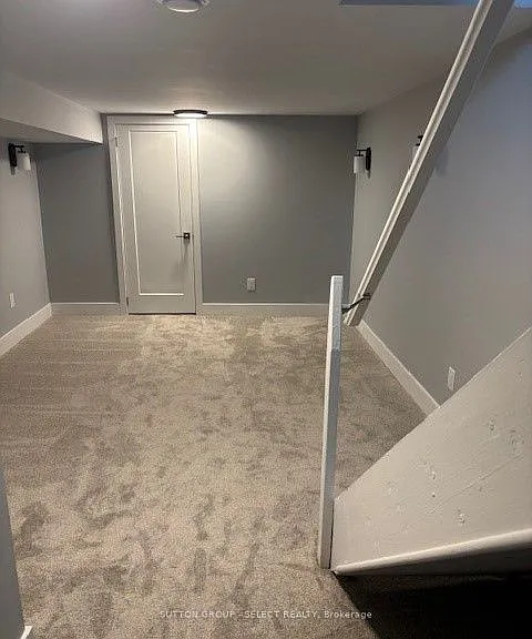1183 Oxford St W — Photo 13