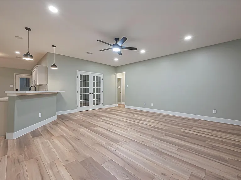 2 Garden Lodge Pl — Photo 8