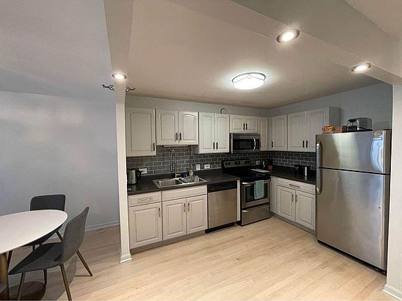 2nd image of 70 W Huron St APT 1110