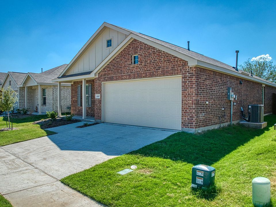 2307 Mobile Dr, Ennis, TX 75119 Zillow
