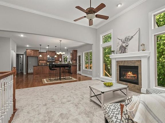 5th image of 9014 N Saint Clair Ave