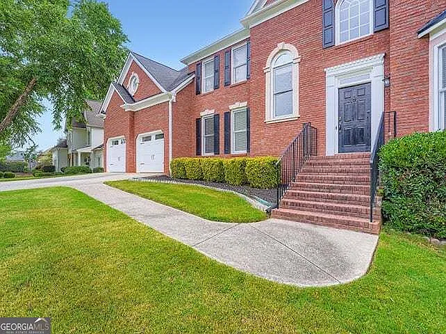 5 bed, 3.5 bath, 5121 sqft, $3,500 — Photo 2
