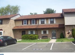 302 La Cascata Tnhs, Clementon, NJ 08021