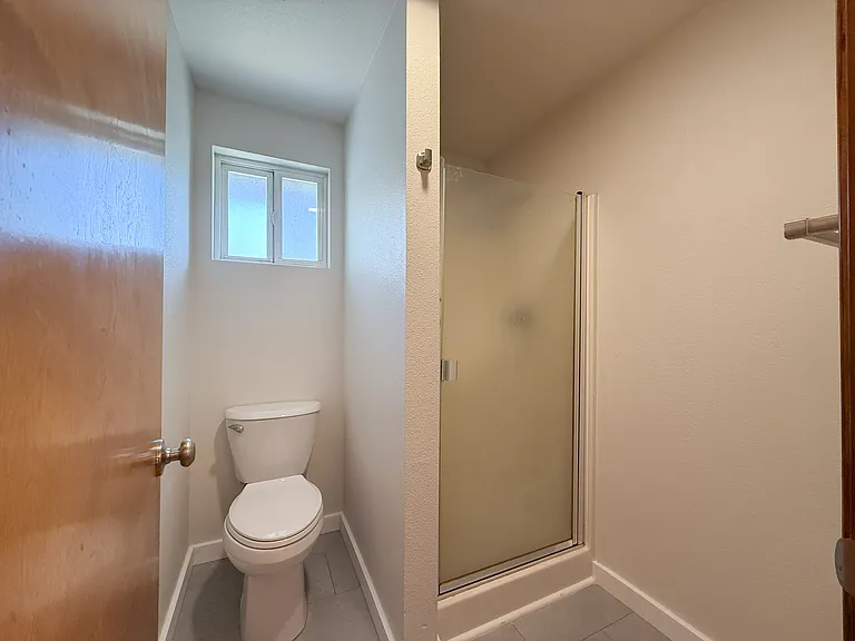 2080 NE Fairview Ave #C — Photo 17