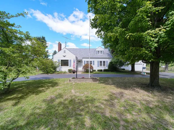 4726 Holloway Rd, Adrian, MI 49221