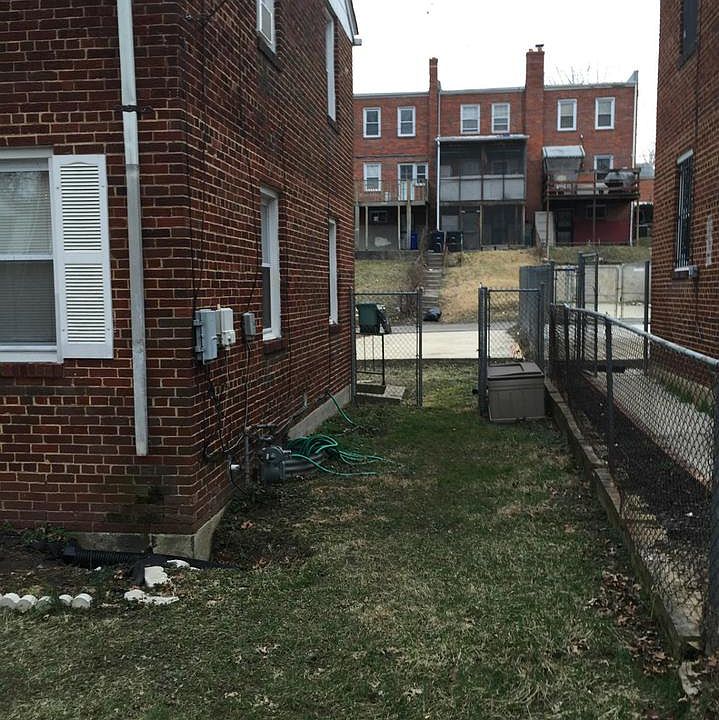 2nd image of 3455 24th St SE