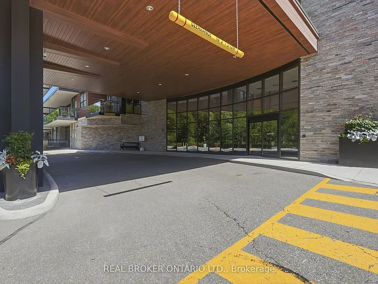 1575 Lakeshore Rd W #366 — Photo 3
