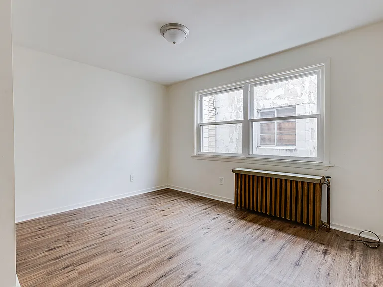 525 Washington Ave #3 — Photo 18