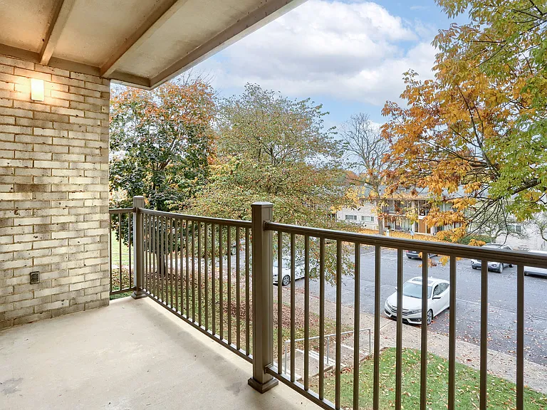 1 Bedroom Standard 1 Bed Apt
