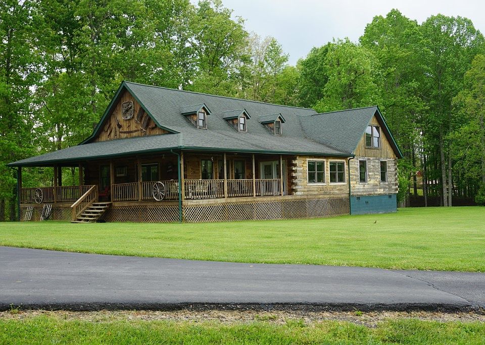 1st image of 207 Rocky Mountain Dr