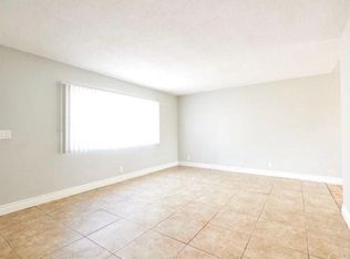 1718 W 2nd St #B, Santa Ana, CA 92703
