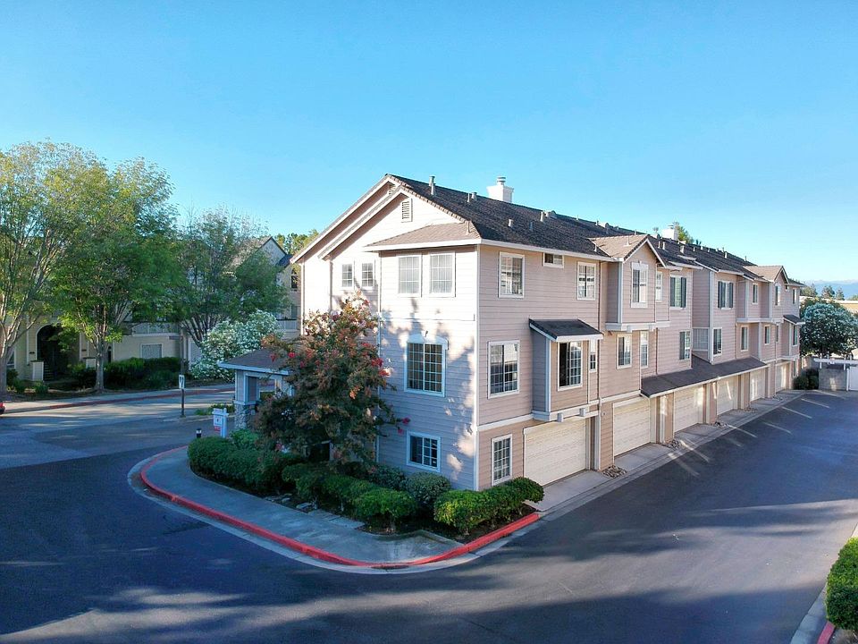 1st image of 1110 Brooks Range Lndg