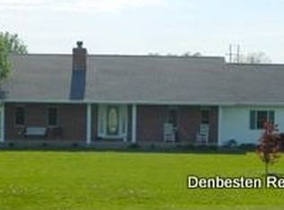 13105 Fairview Rd, Waynesville, IL 61778