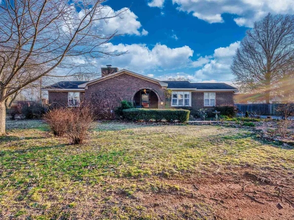 1902 Marietta Ave, Muscle Shoals, AL 35661