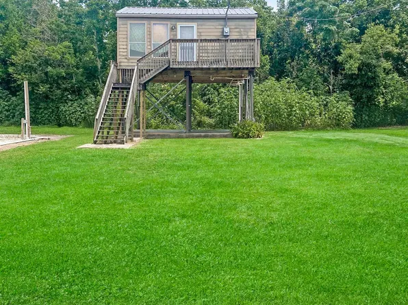 297 Caroline Dr, Pt Sulphur, LA 70083