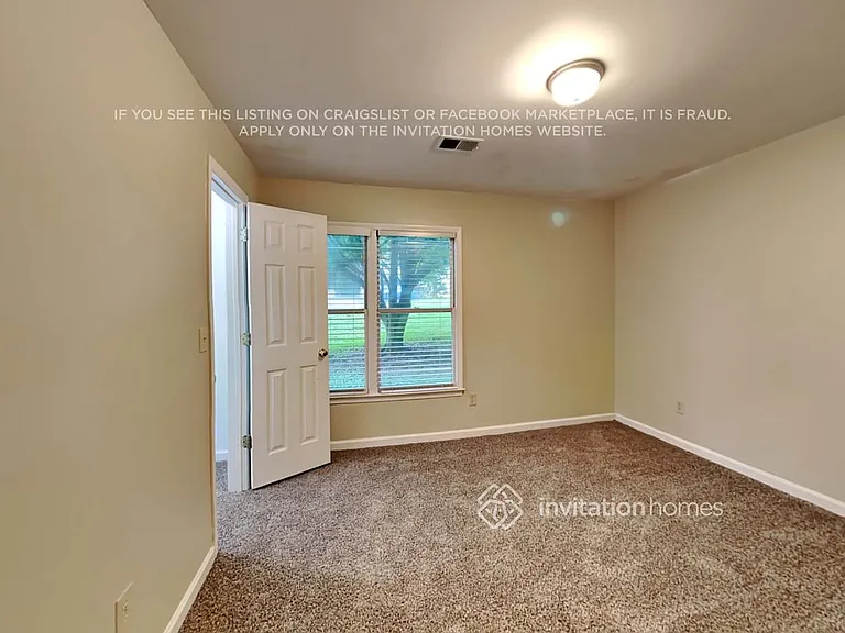 2123 Amherst Trl SE — Photo 13