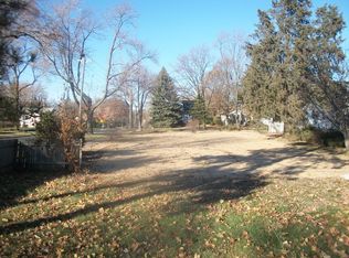 355 W Harrison Rd, Lombard, IL 60148