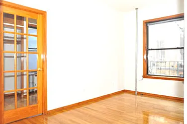 Rented by Blue Star Apartments