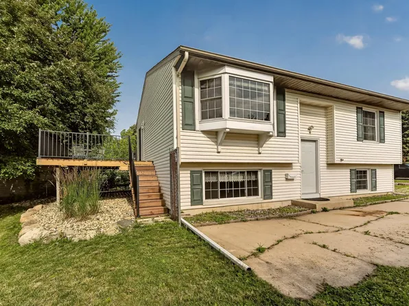 2444 Melody St SE, Rochester, MN 55904
