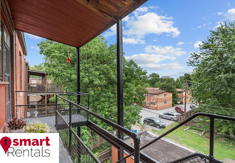 1722 Waverly Pl — Photo 30