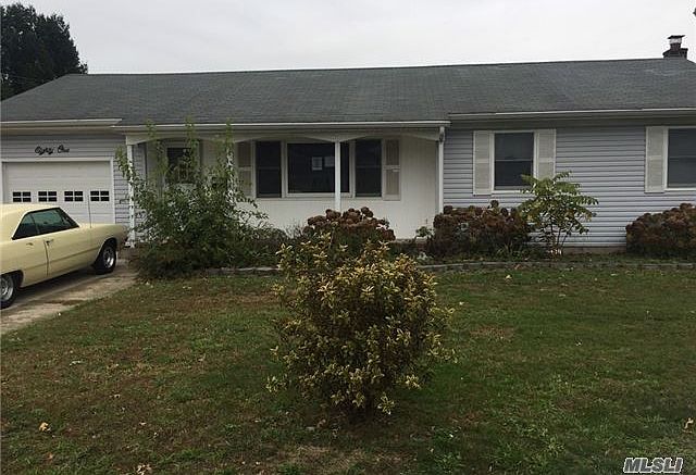 1st image of 81 Wavecrest Ave