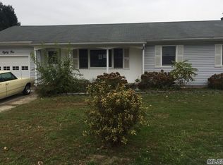 81 Wavecrest Ave, West Islip, NY 11795