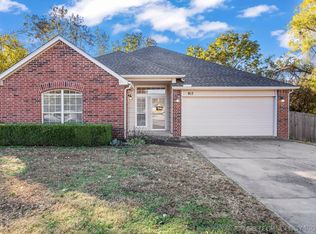 917 W Quincy St, Broken Arrow, OK 74012