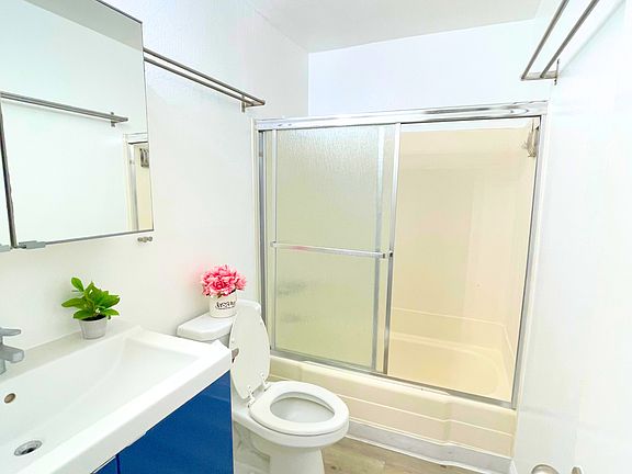 5th image of 1472 Allison Ave APT 4