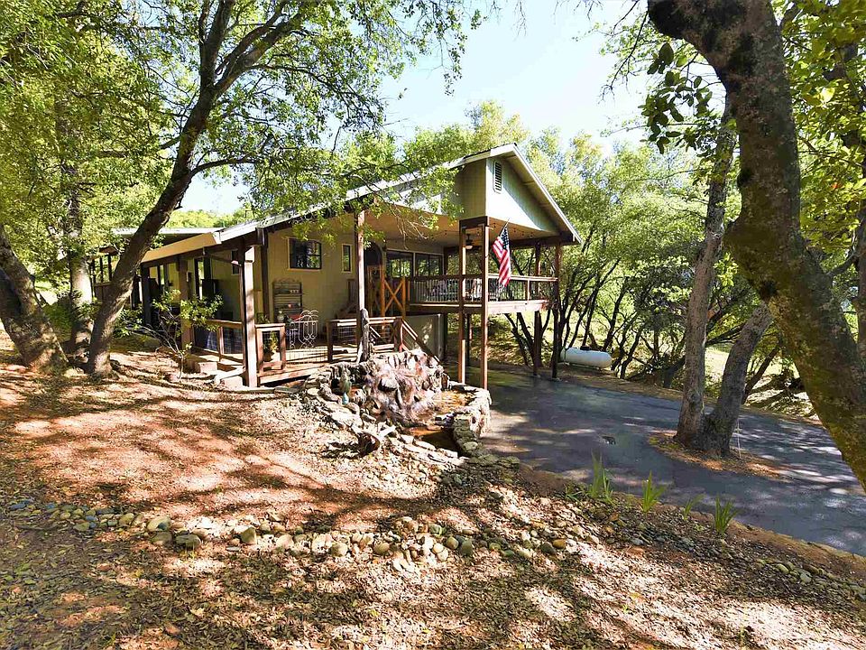 1st image of 17340 Valley Oak Dr