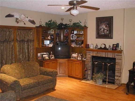 2nd image of 6809 W Calcasieu Dr