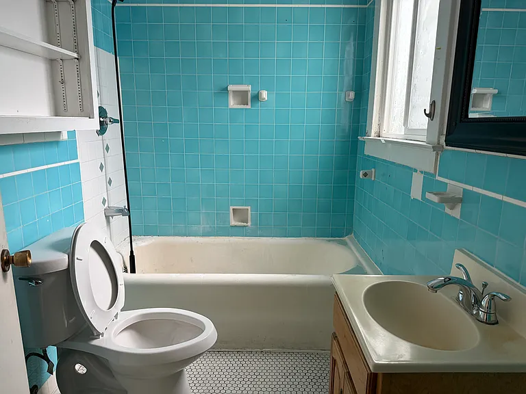 Full bath
