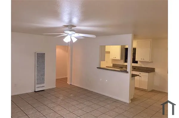Building Photo - 22850 Adrienne Ave #2