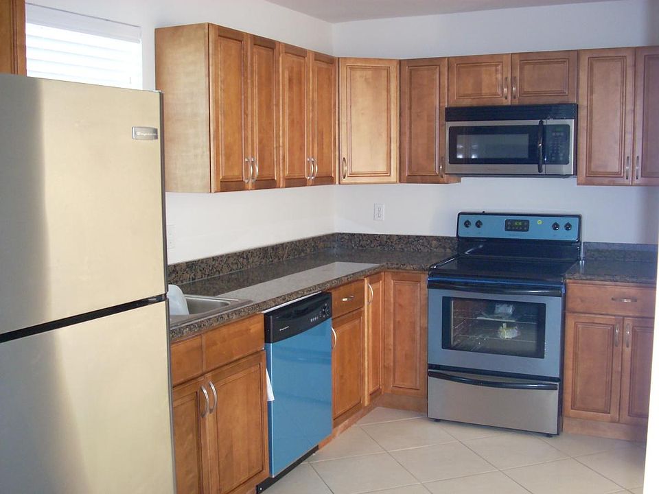 1st image of 2226 Plaza Dr #1