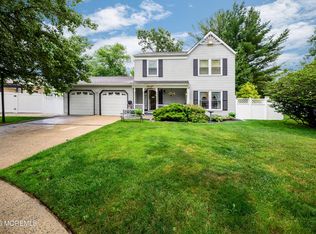 4 Boston Ct, Howell, NJ 07731