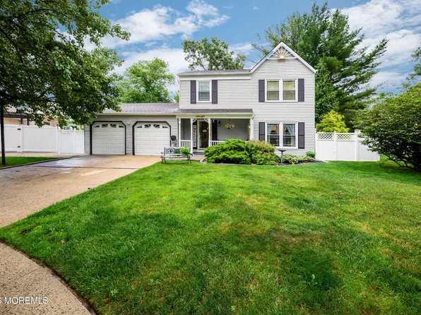 4 Boston Court, Howell, NJ 07731