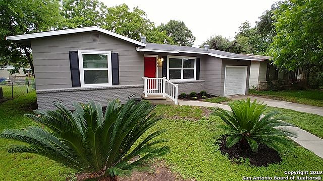 1st image of 366 Gazel Dr
