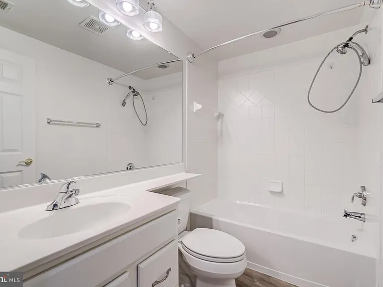 24909 Pinebrook Rd — Photo 31