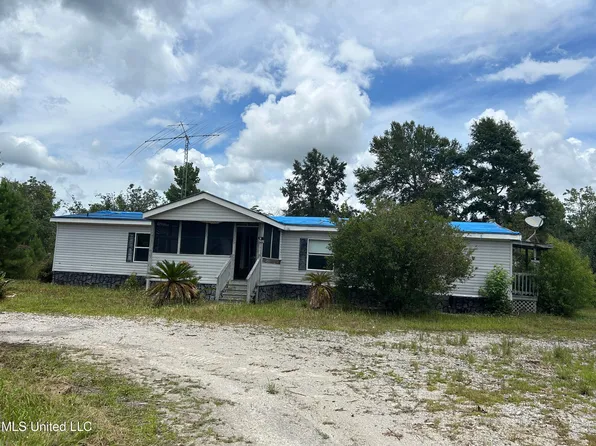 18724 Reese Dr, Saucier, MS 39574