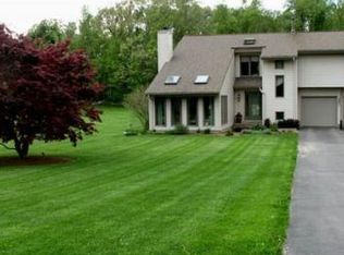 4 Nicholson Hill Rd, Southwick, MA 01077